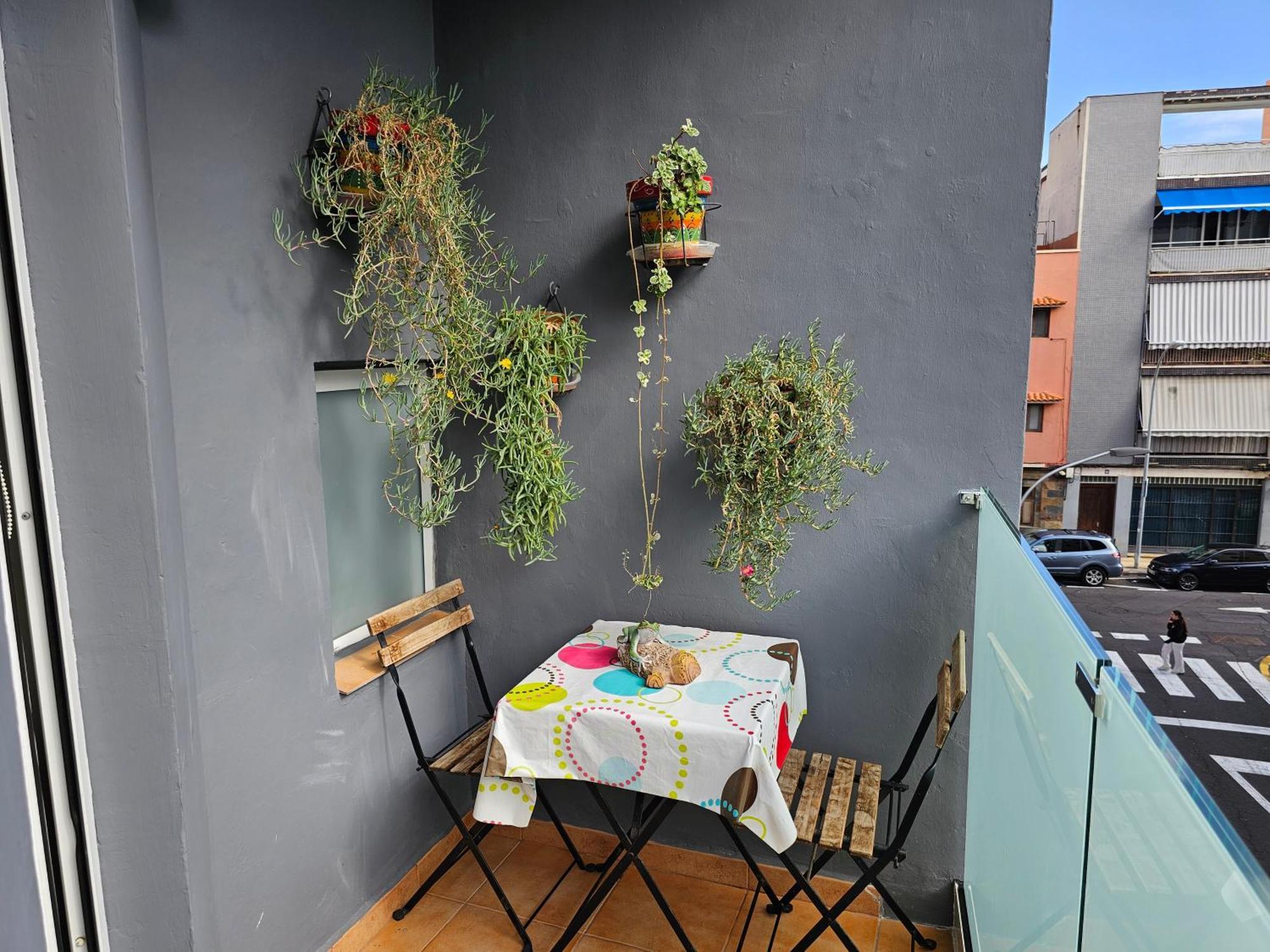 Keka'S Guesthouse - City Centre Санта Крус де Тенерифе Екстериор снимка